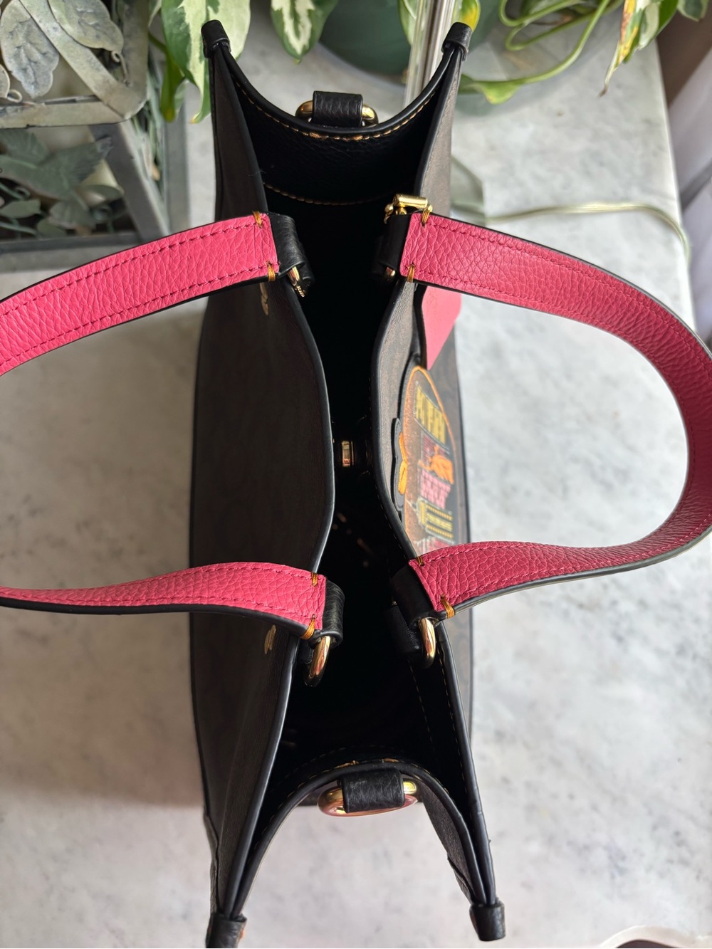Coach Brown Signature NYC Skyline Apple Patch - Picture 10 of 11
